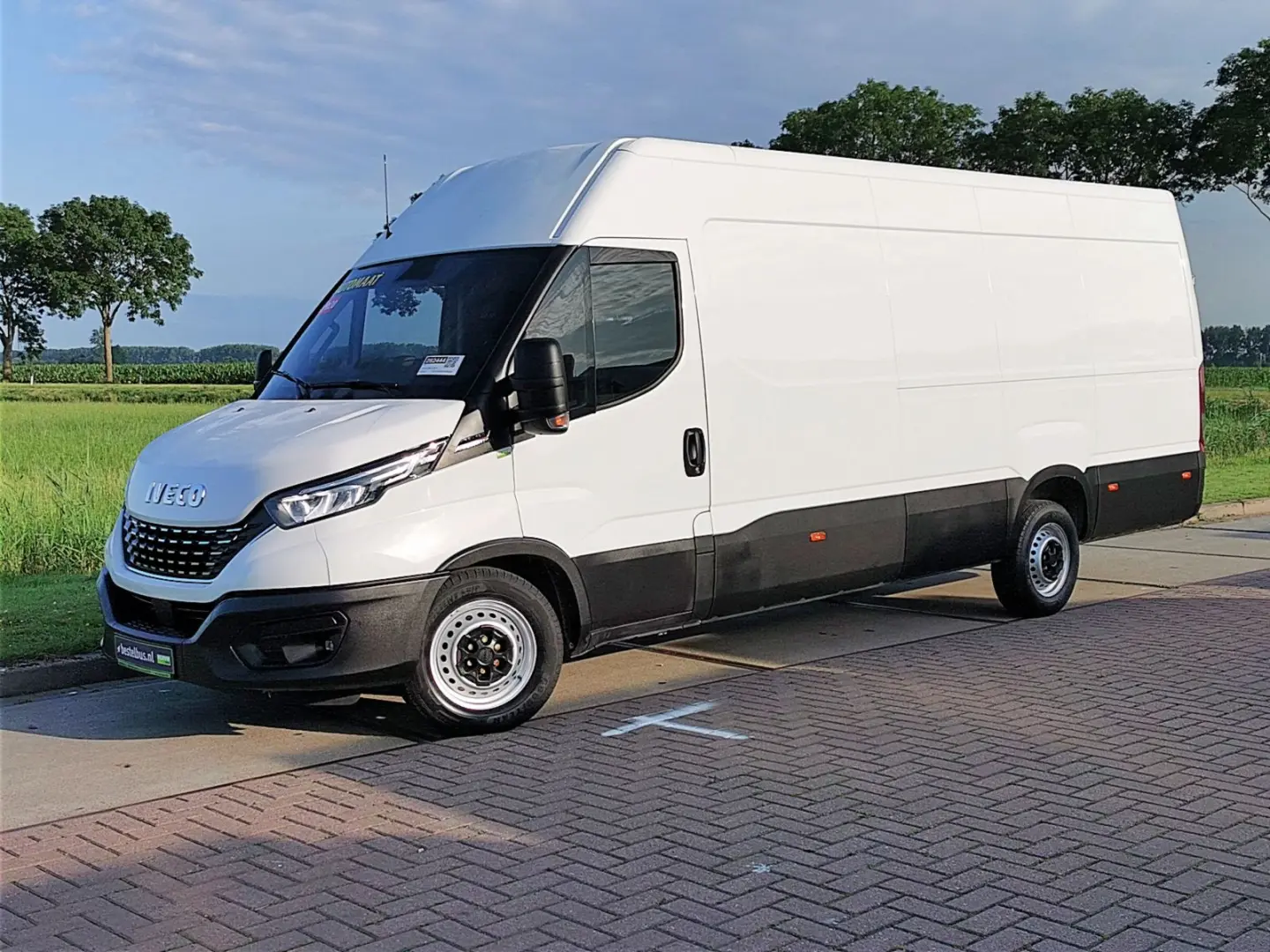 Iveco  Daily 35 S 16 12m3 1