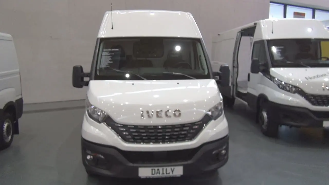 Iveco  Daily Van 2.3 35 C16 16m3 2