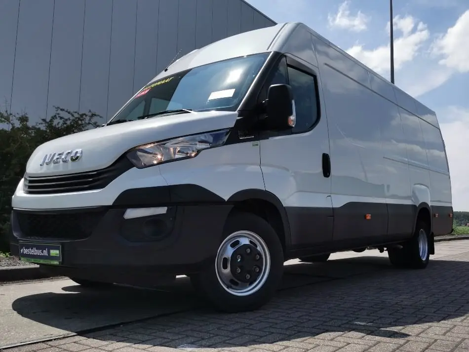 Iveco  Daily Van 2.3 35 C16 16m3	 5