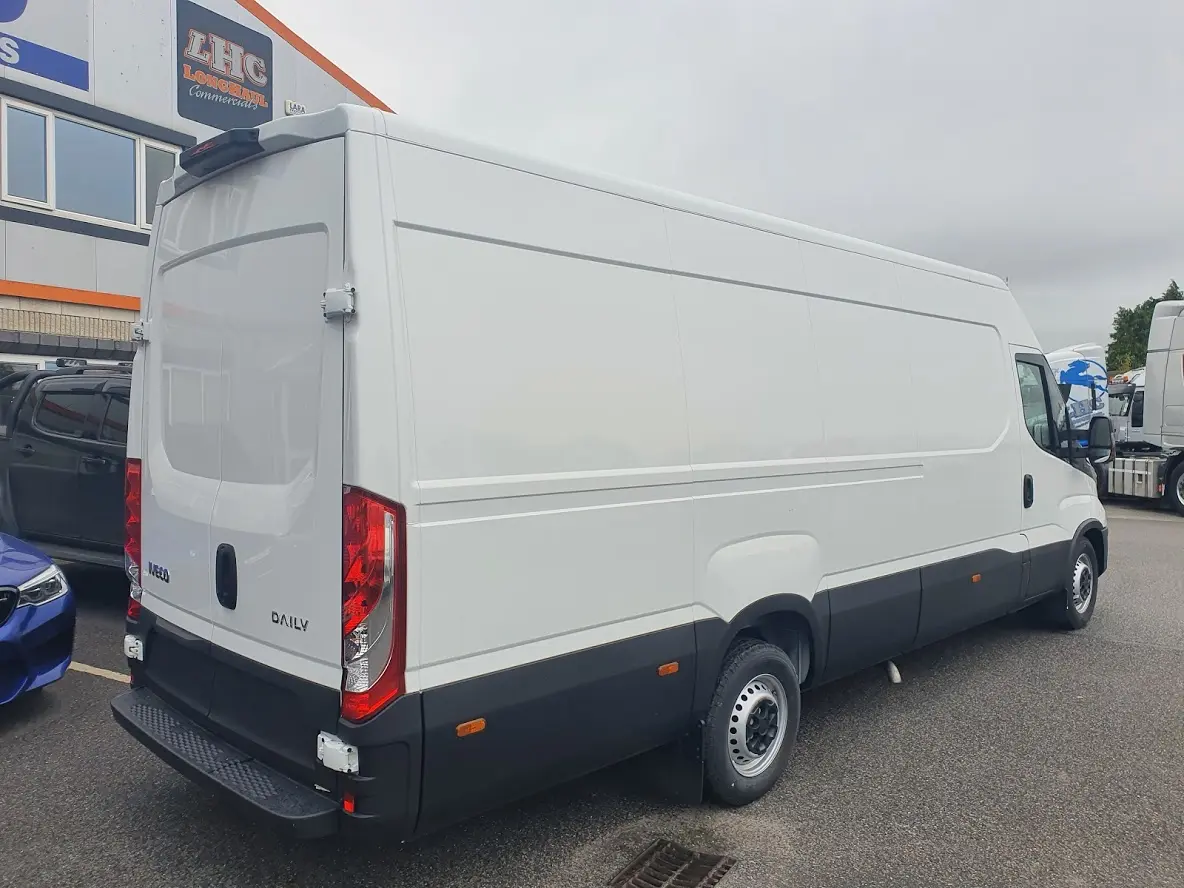 Iveco  Daily Van 2.3 35 S14 10,8m3 4
