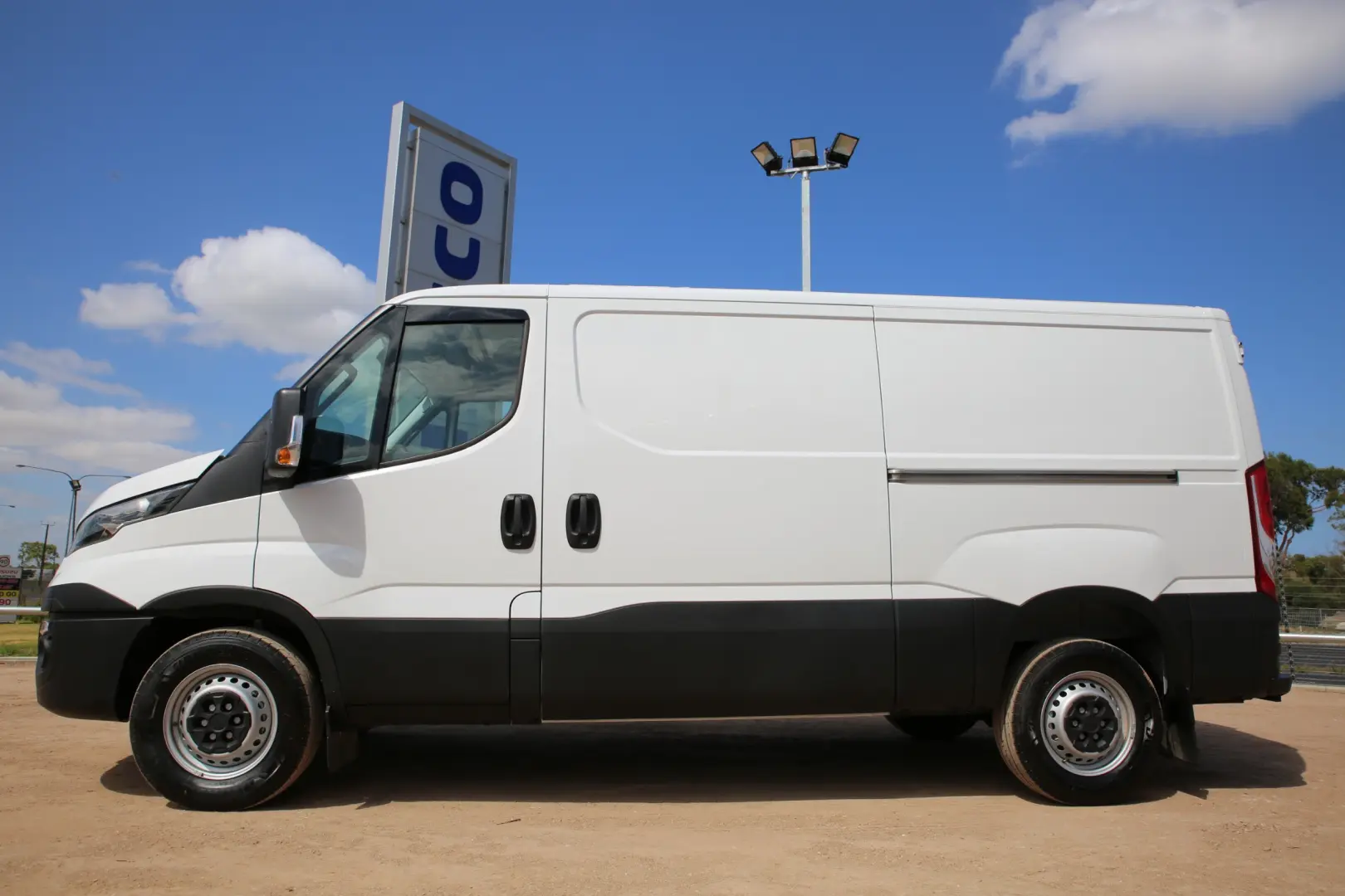 Iveco  Daily Van 2.3 35 S14 10,8m3 6