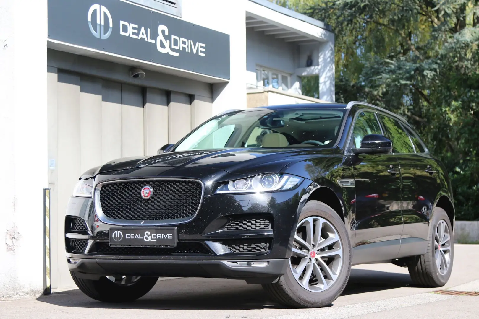 Jaguar F-Pace F-Pace 2.0 D AWD Prestige Plus 4