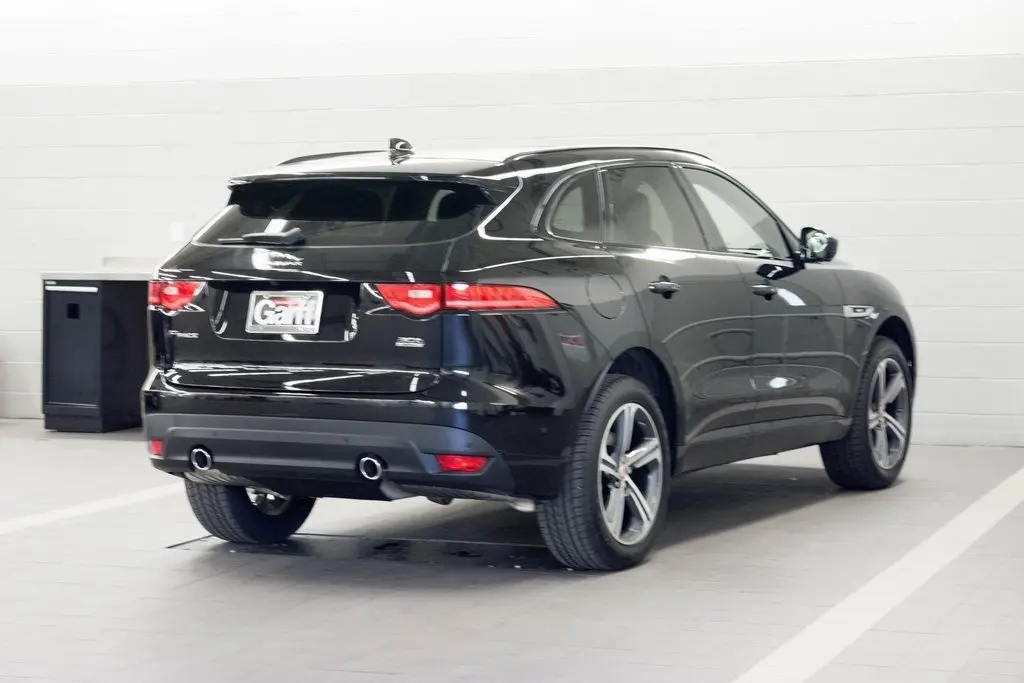 Jaguar F-Pace F-Pace 2.0 D AWD R-Sport 5