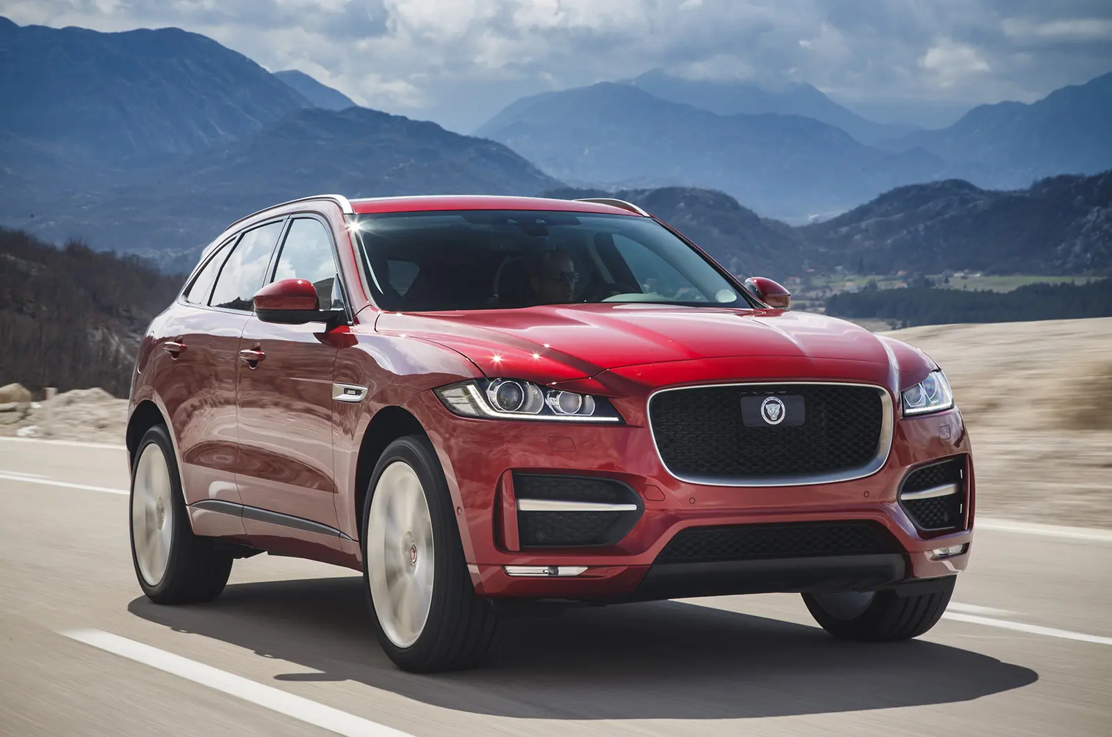 Jaguar F-Pace F-Pace 2.0 D AWD Portfolio Plus 0