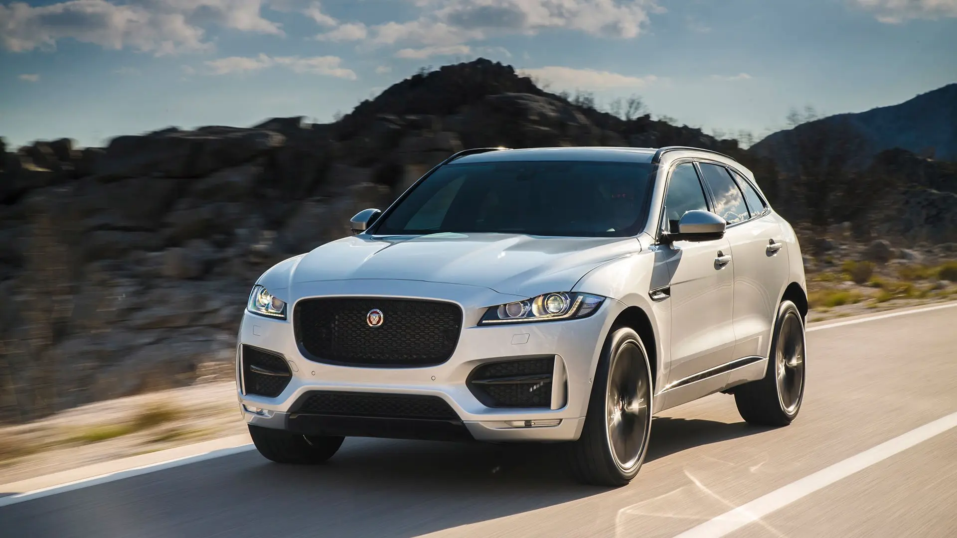 Jaguar F-Pace F-Pace 2.0 D AWD Pure Plus 1