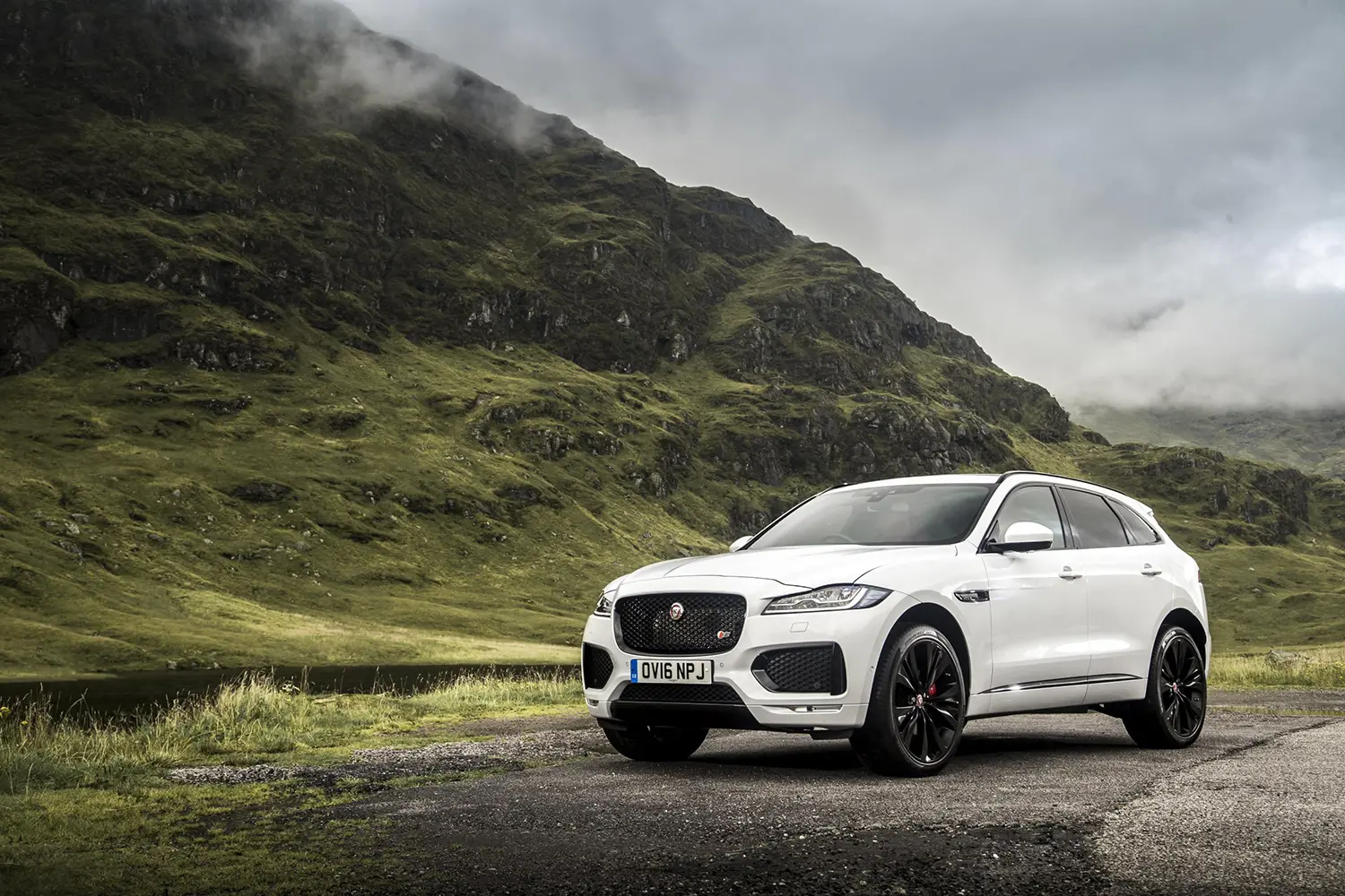 Jaguar F-Pace F-Pace 2.0 D AWD R-Sport SE 5