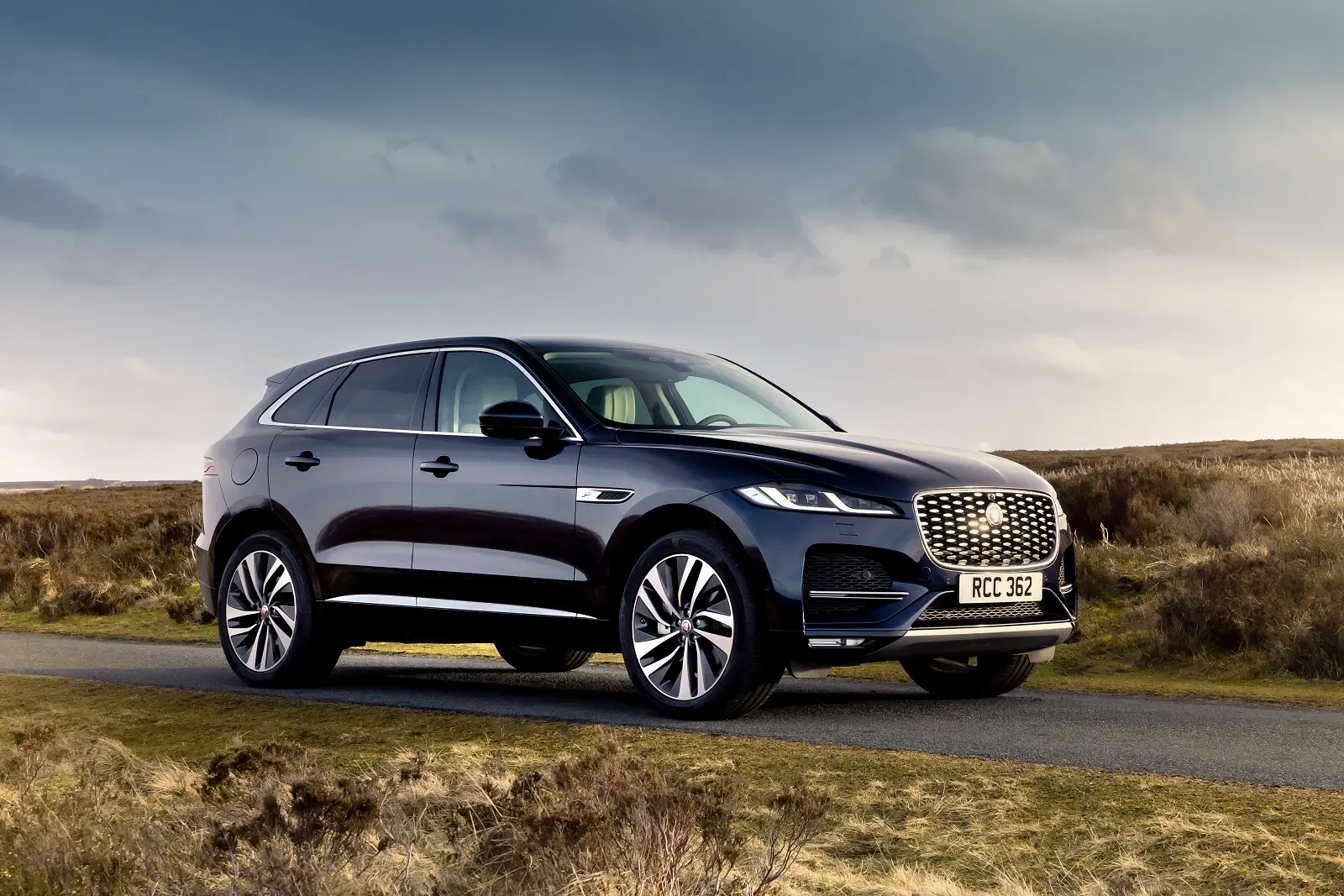 Jaguar F-Pace F-Pace 2.0 D R-Dynamic Black 3