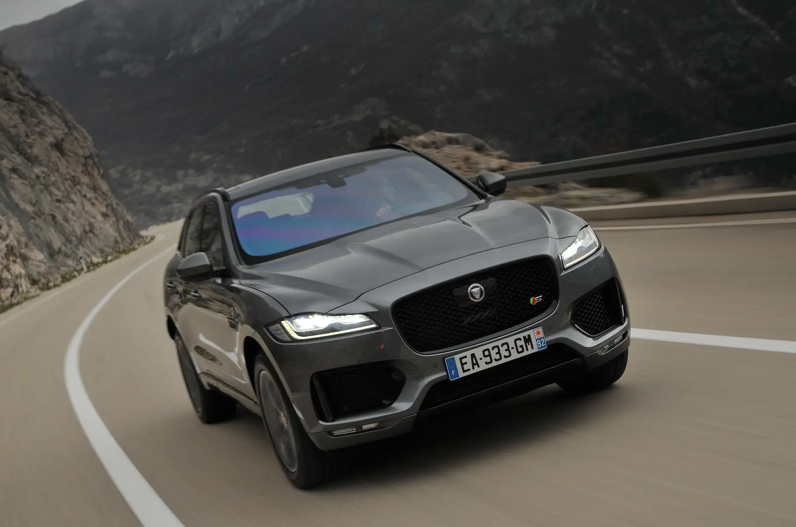 Jaguar F-Pace F-Pace 3.0 D AWD First Edition 3