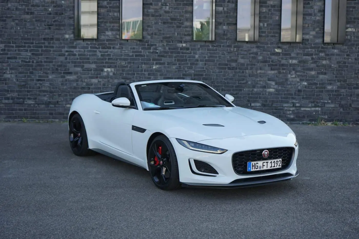 Jaguar F-Type F-Type 2.0 P300 1