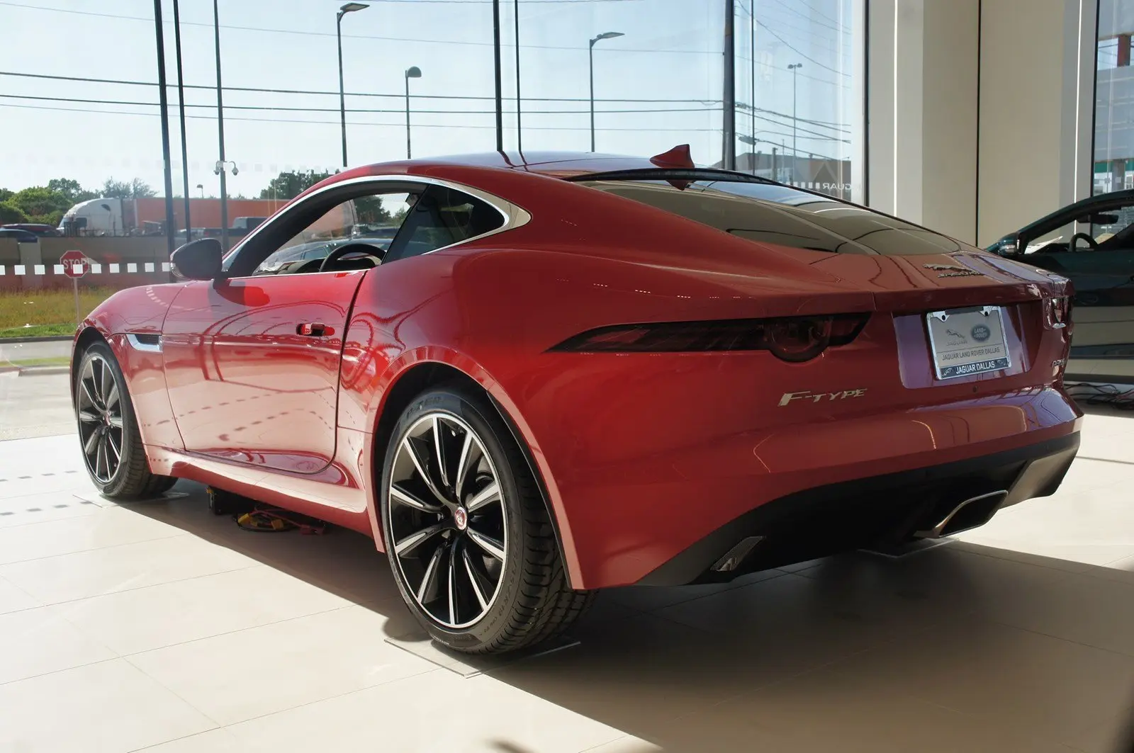 Jaguar F-Type F-Type 2.0 P300 4