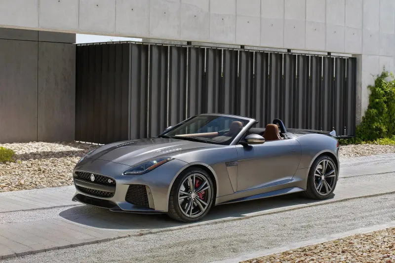 Jaguar F-Type F-Type 2.0 P300 R-Dynamic 1