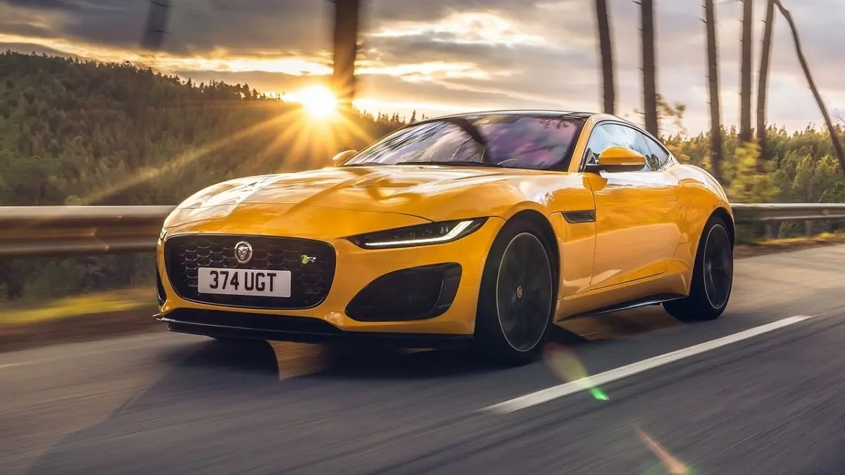 Jaguar F-Type F-Type 2.0 P300 R-Dynamic 1