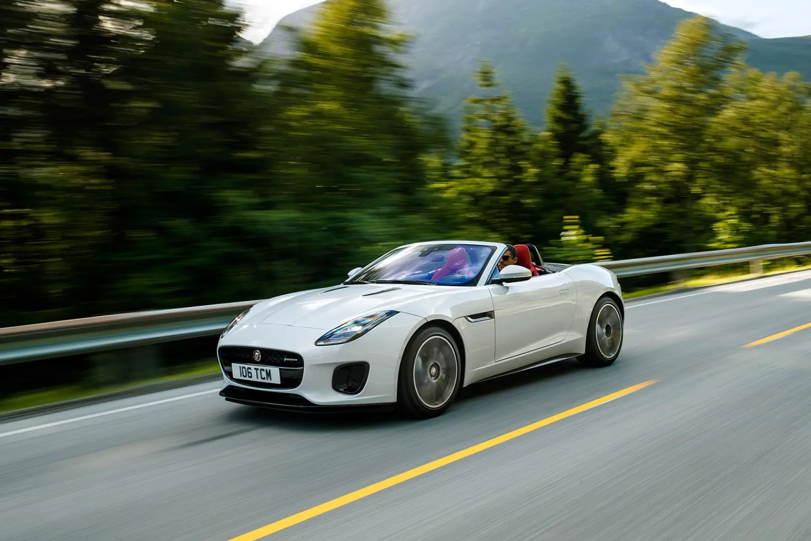 Jaguar F-Type F-Type 2.0i Turbo R-Dynamic 3