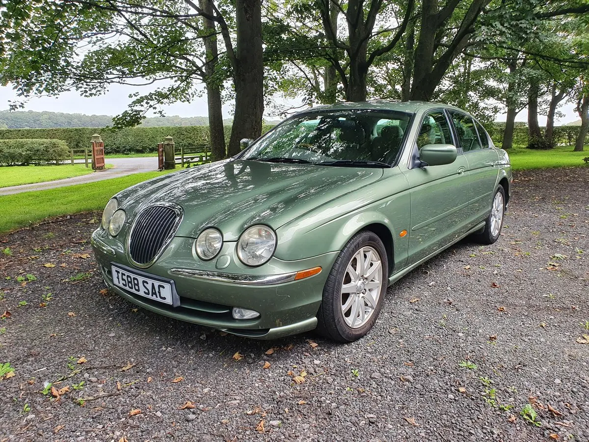Jaguar S-Type S-Type 4.0 V8 0