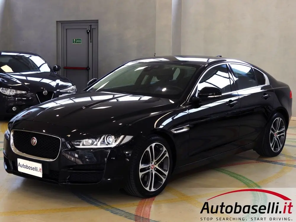 Jaguar XE XE 2.0 D Prestige Plus 2