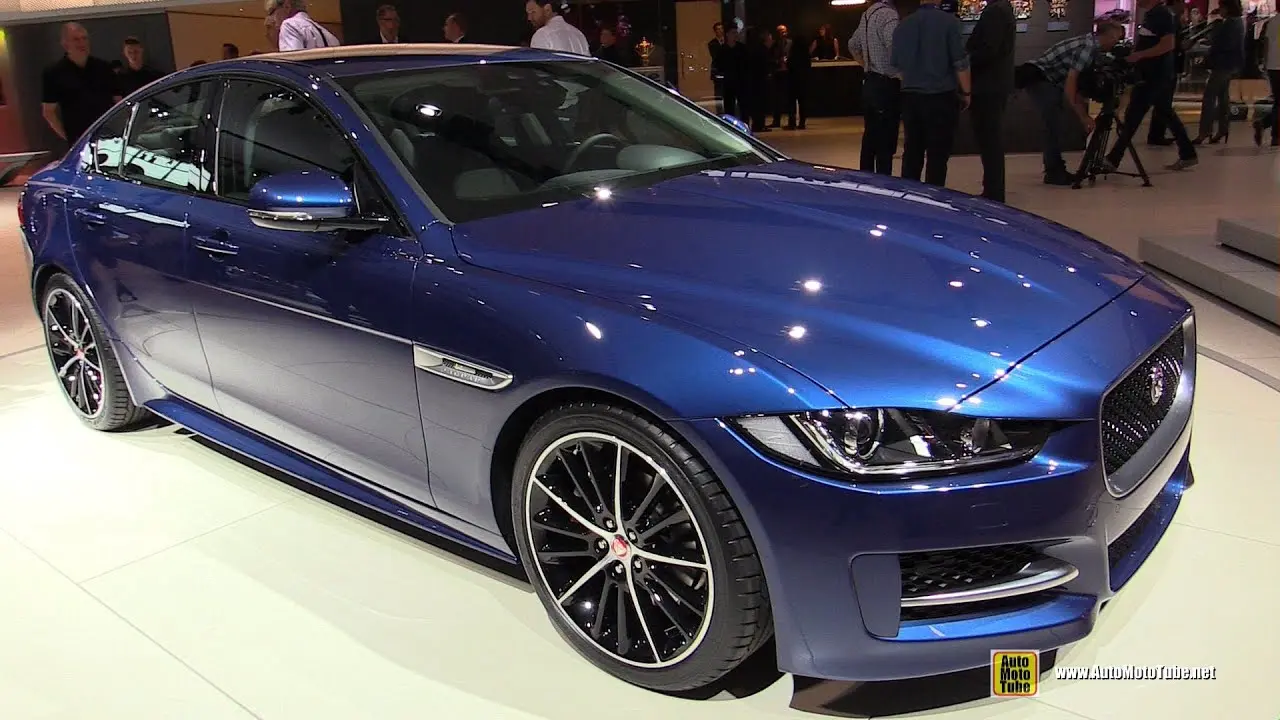 Jaguar XE XE 2.0 D Pure 2