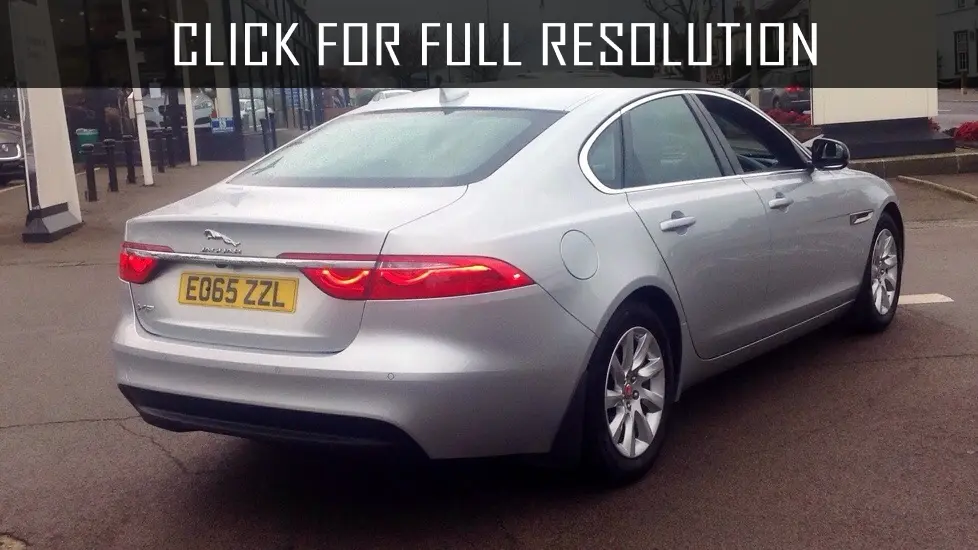 Jaguar XF XF 2.0 D AWD Prestige Plus 5