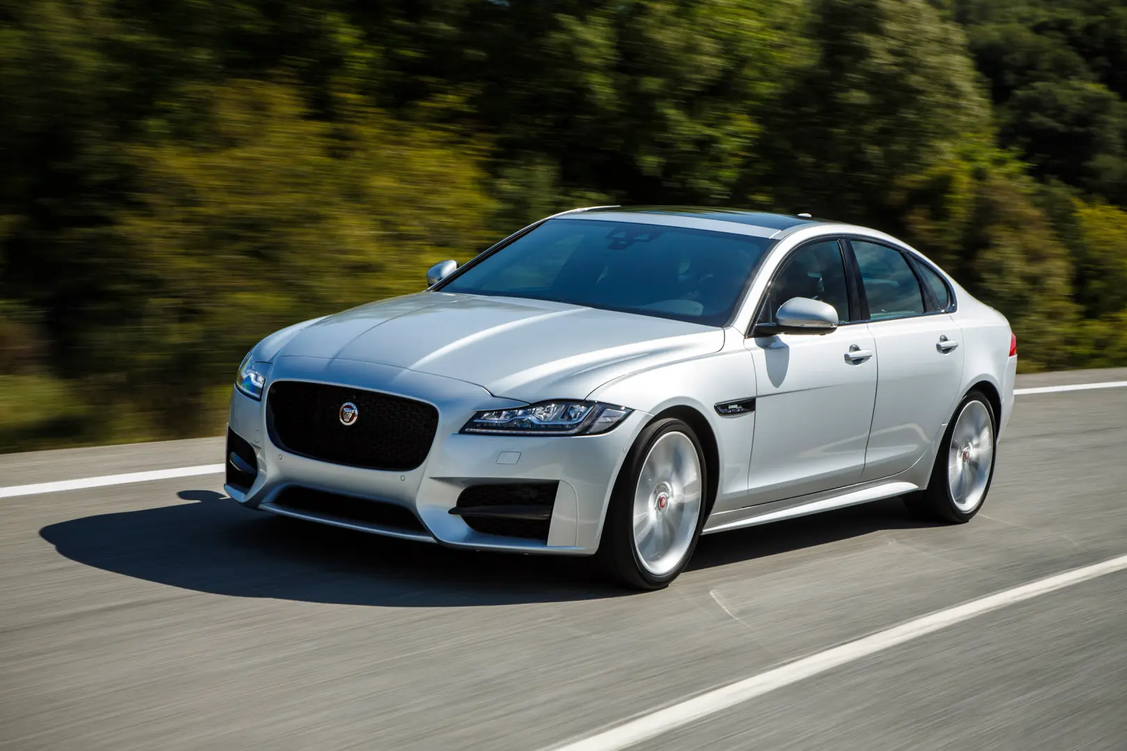 Jaguar XF XF 2.0 D Portfolio Plus 5