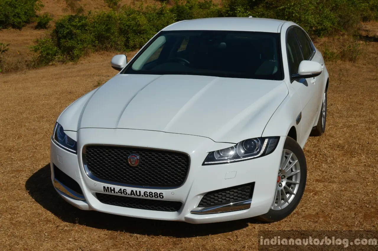 Jaguar XF XF 2.0 D Pure Plus 2