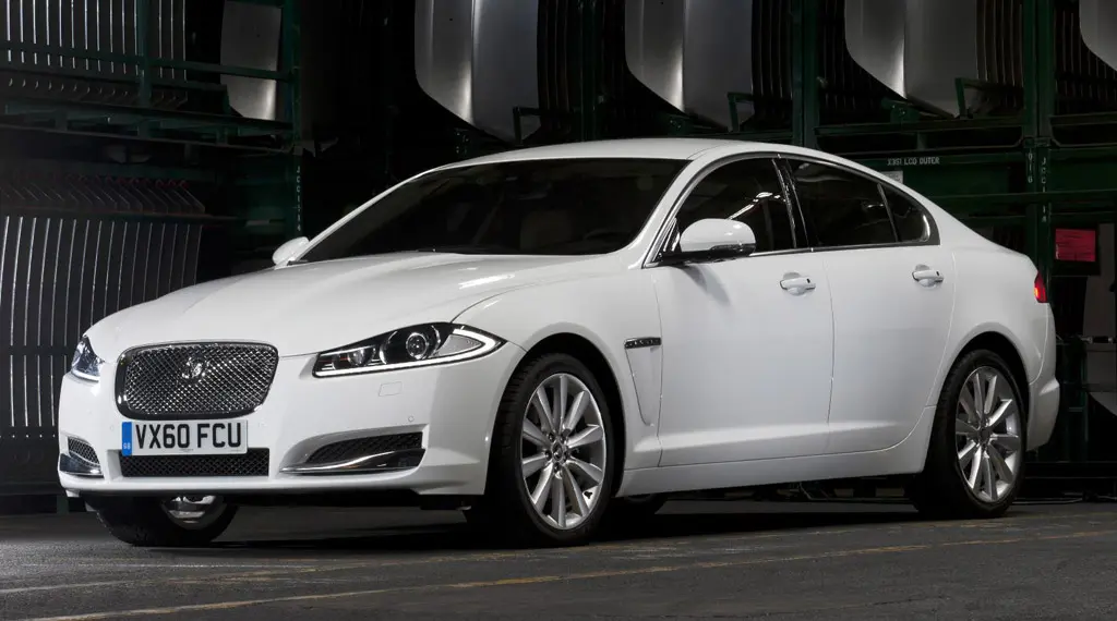 Jaguar XF XF 2.0 Luxury Portfolio 2
