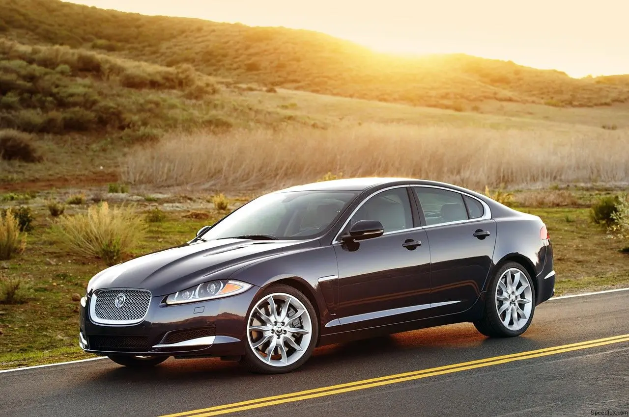 Jaguar XF XF 2.0 Luxury Portfolio 2