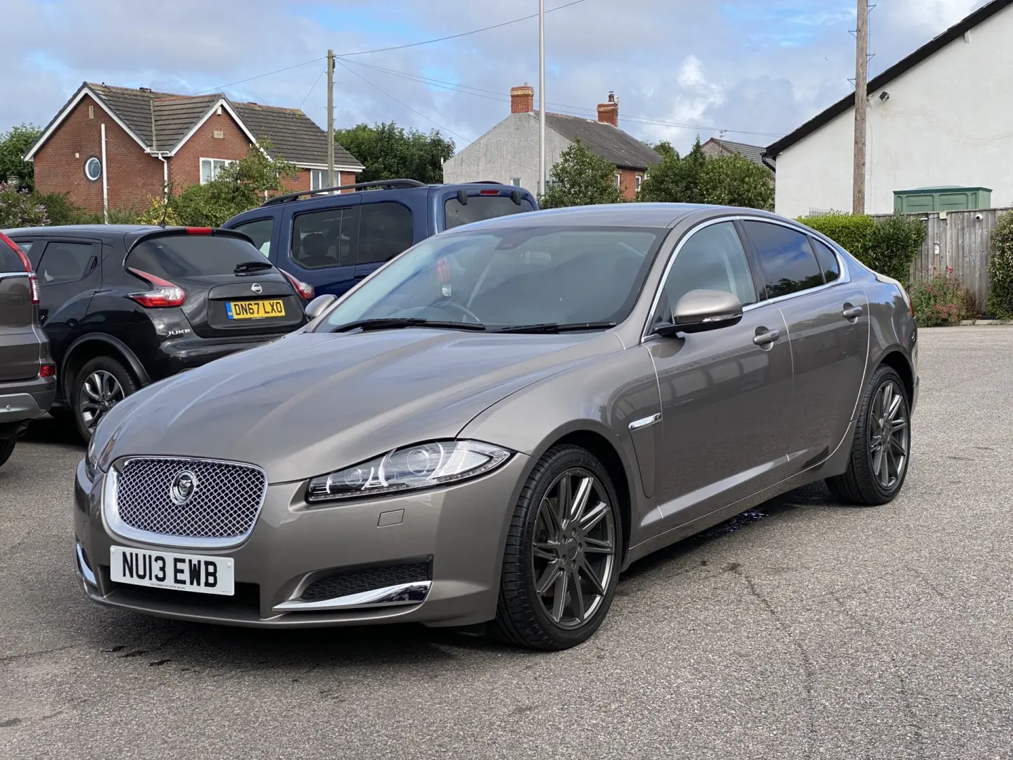 Jaguar XF XF 2.2 D Luxury 5