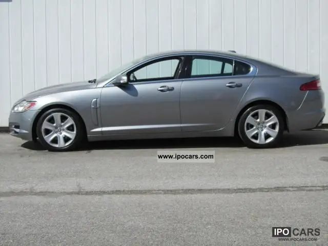 Jaguar XF XF 2.7 D V6 Luxury 6