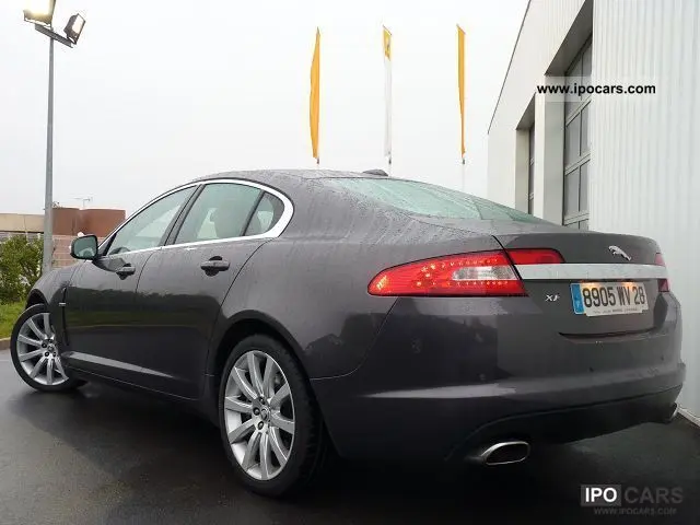 Jaguar XF XF 2.7 D V6 Premium Luxury 4