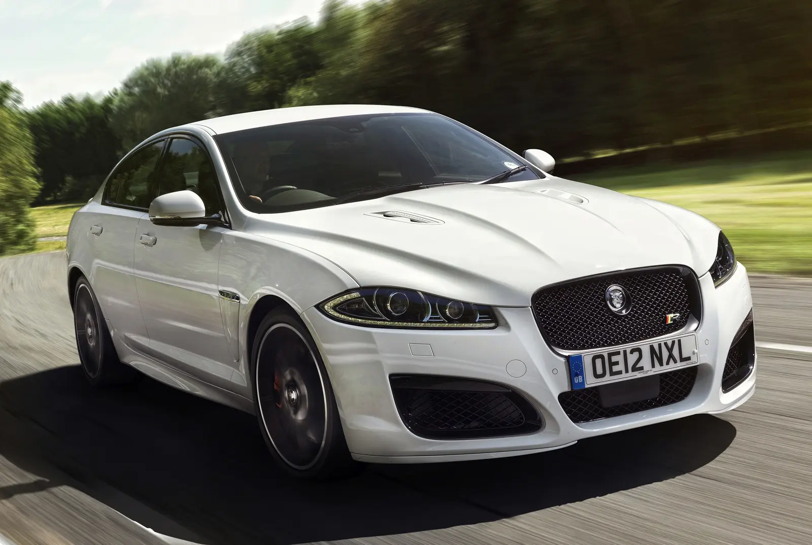 Jaguar XF XF 3.0 D S Premium Luxury 4