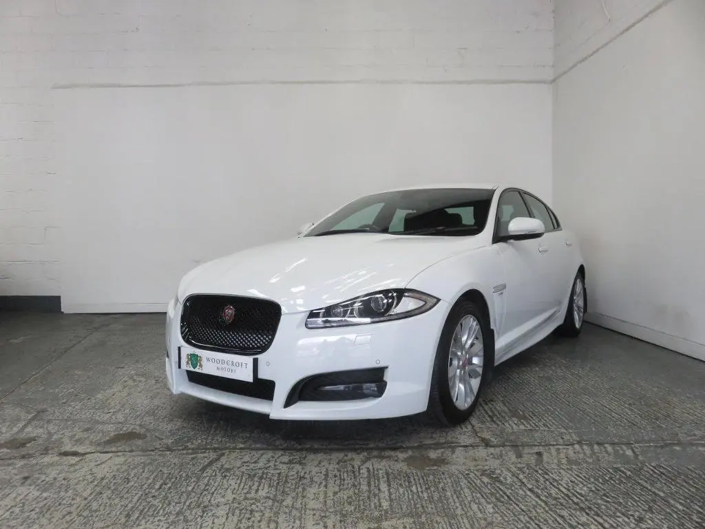 Jaguar XF XF 3.0 D R-Sport Plus 5