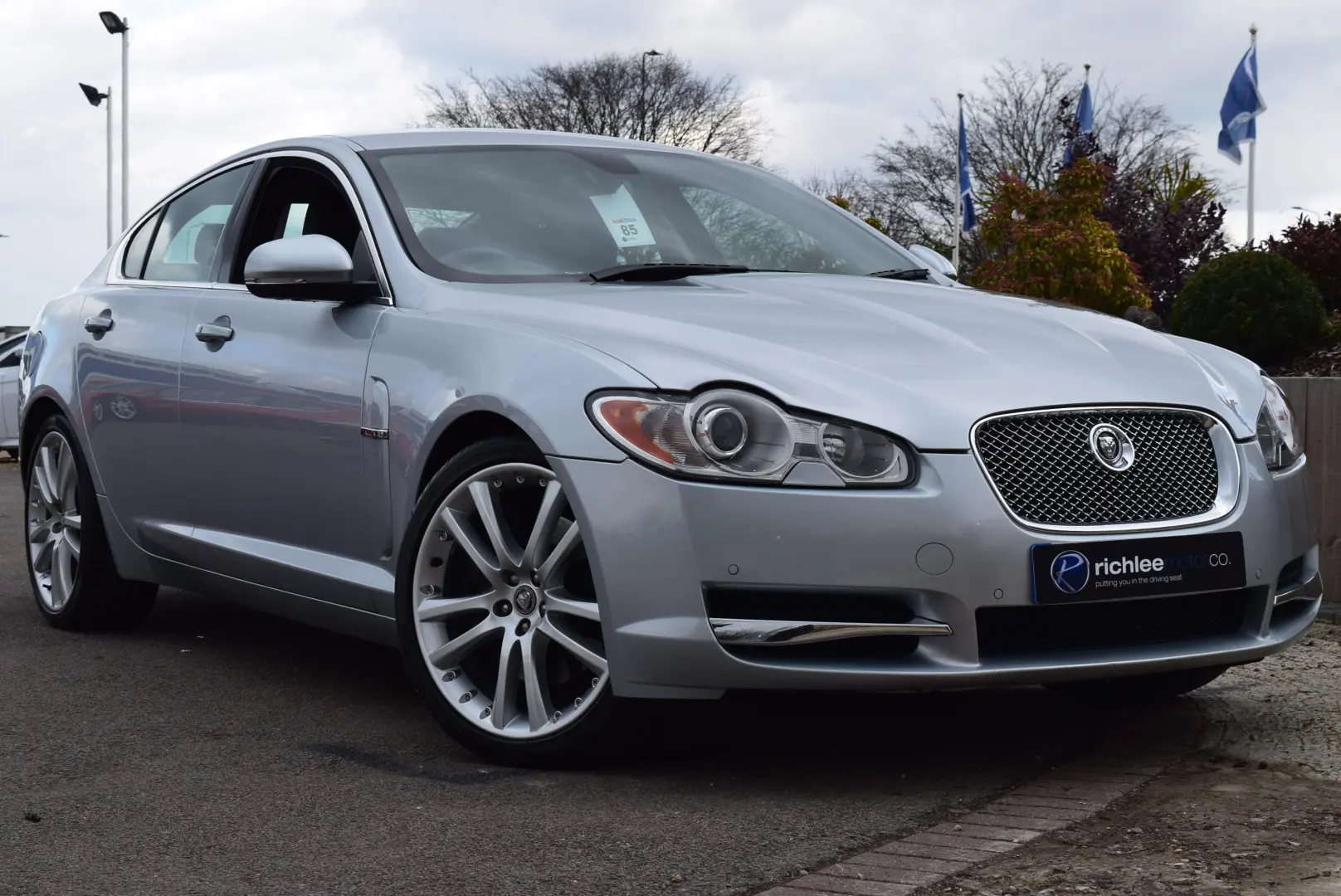 Jaguar XF XF 3.0 D Luxury 1