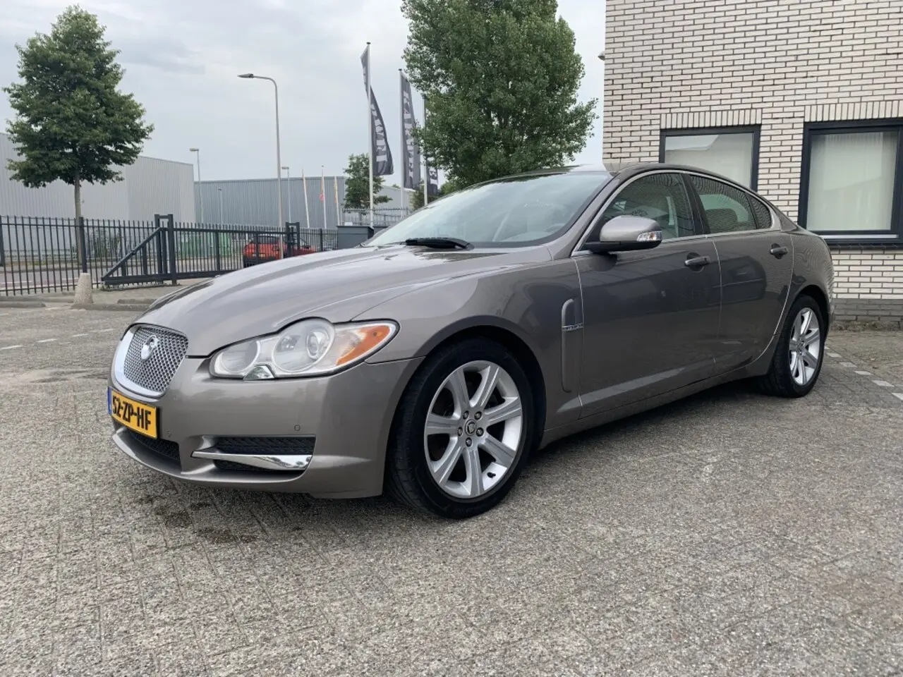 Jaguar XF XF 3.0 V6 Luxury 5