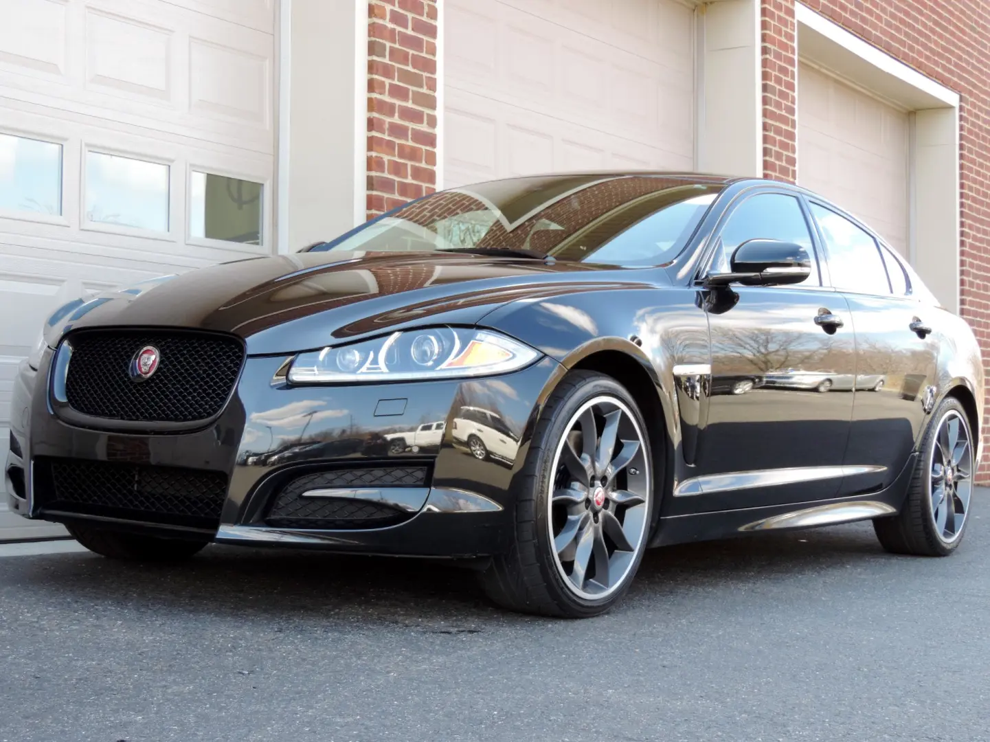 Jaguar XF XF 3.0 D R-Sport Plus 3