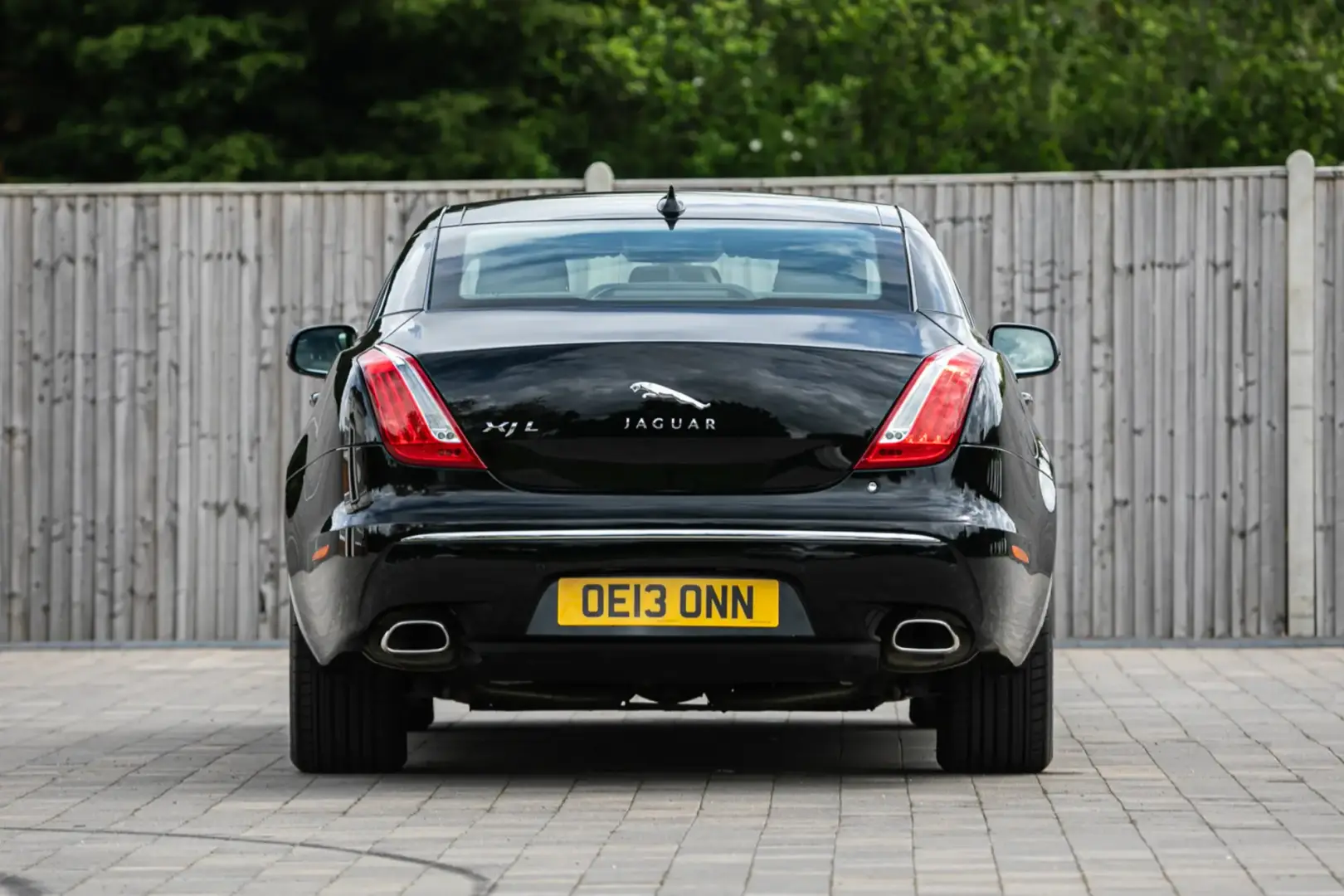 Jaguar XJ XJ 2.0 i4 LWB Portfolio 2