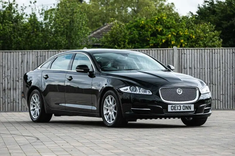 Jaguar XJ XJ 2.0 i4 LWB Premium Luxury 7