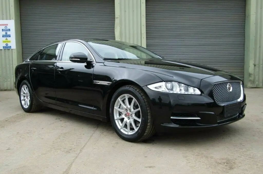 Jaguar XJ XJ 2.0 i4 LWB Premium Luxury Plus+Arka Koltuk Paketli 4