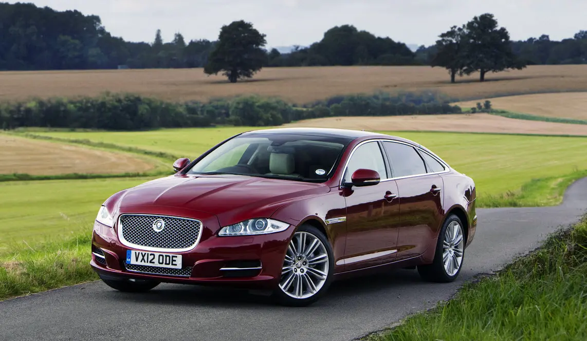 Jaguar XJ XJ 2.0 SWB Portfolio 1