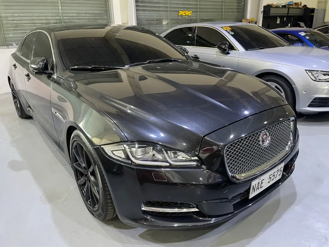 Jaguar XJ XJ 2.0 SWB Luxury 5