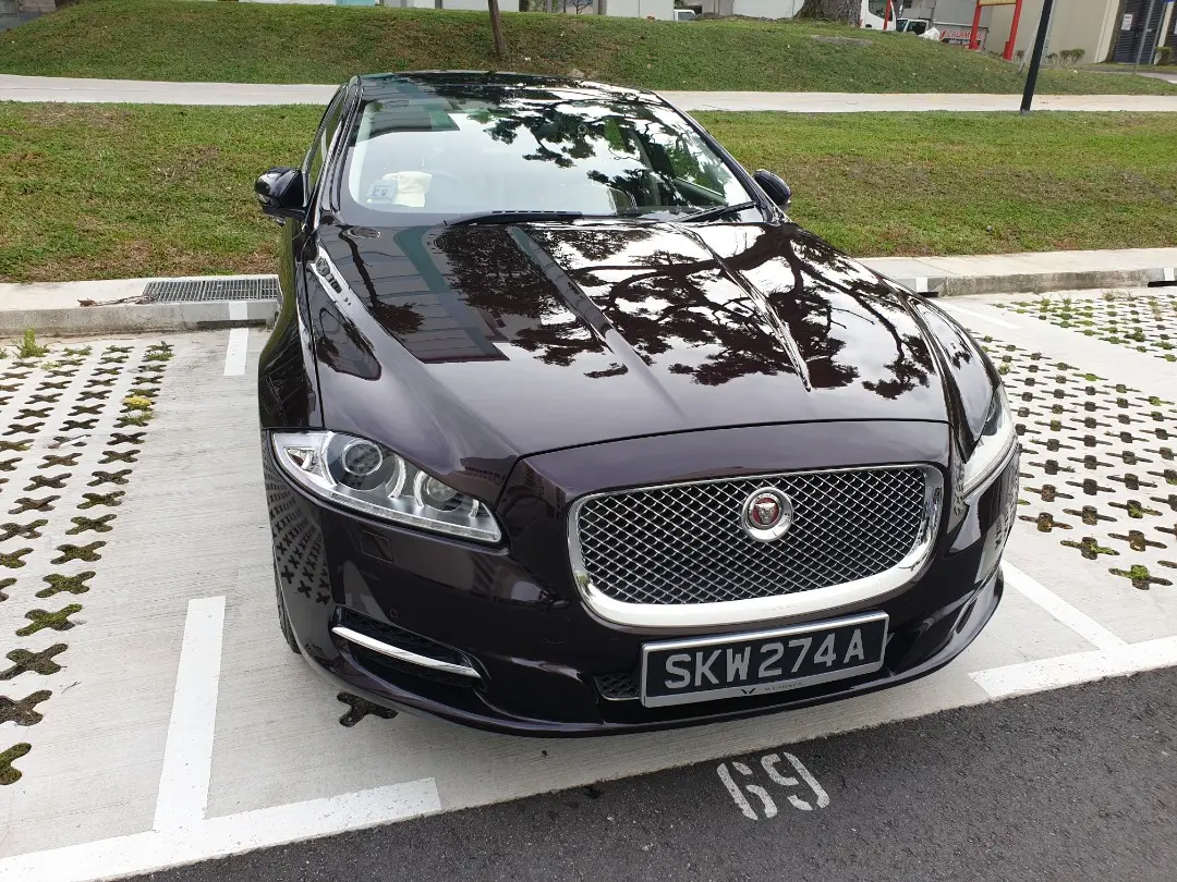 Jaguar XJ XJ 2.0 SWB Premium Luxury 6