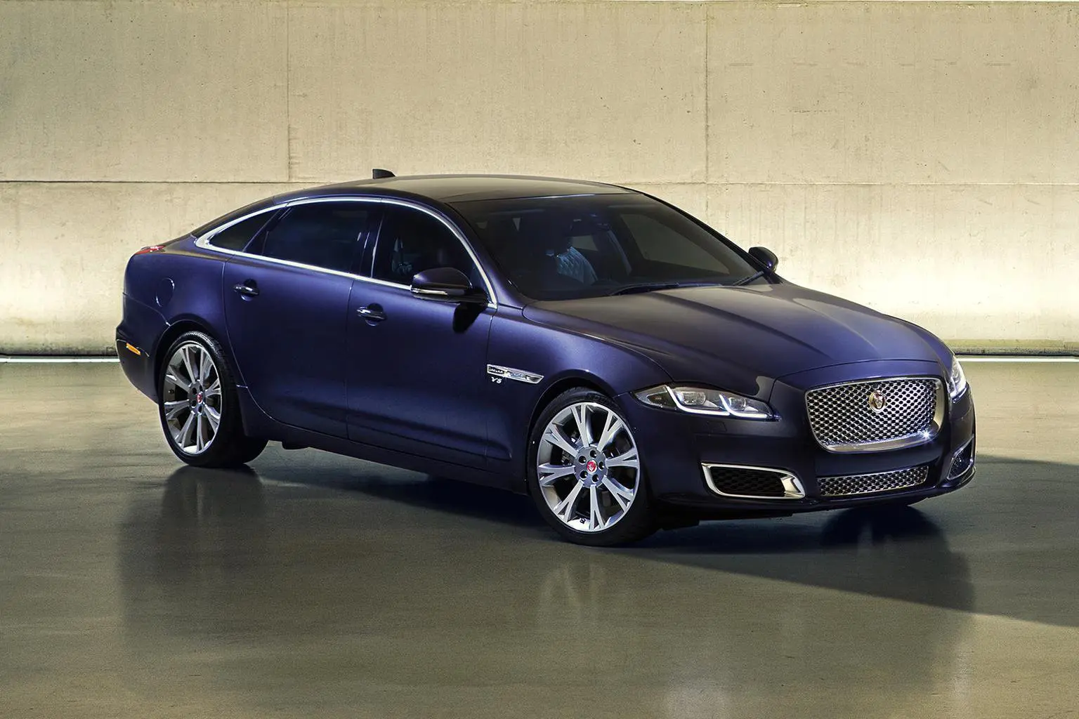 Jaguar XJ XJ 3.0 D LWB Portfolio 3