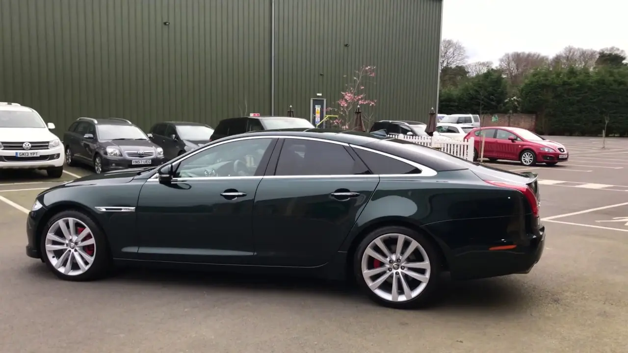 Jaguar XJ XJ 3.0 D SWB Premium Luxury 2