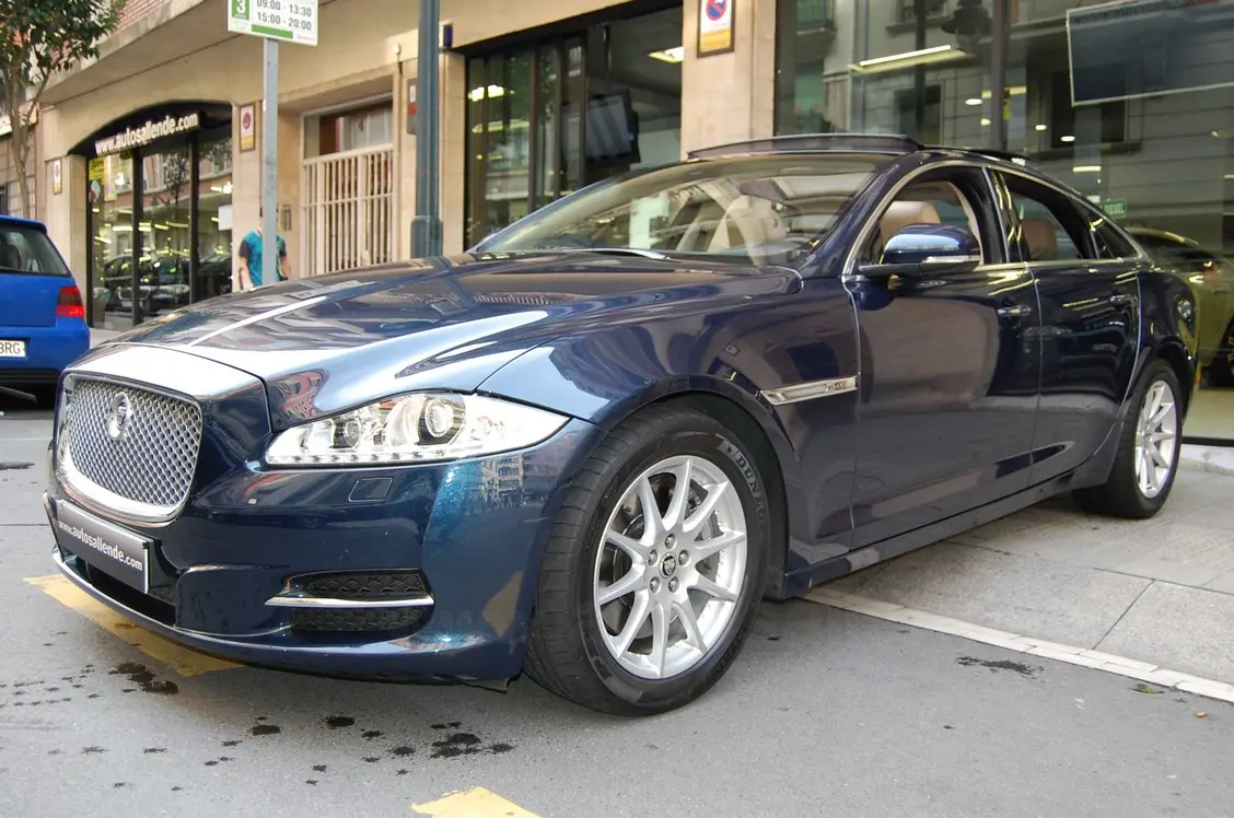 Jaguar XJ XJ 3.0 D SWB Premium Luxury 5