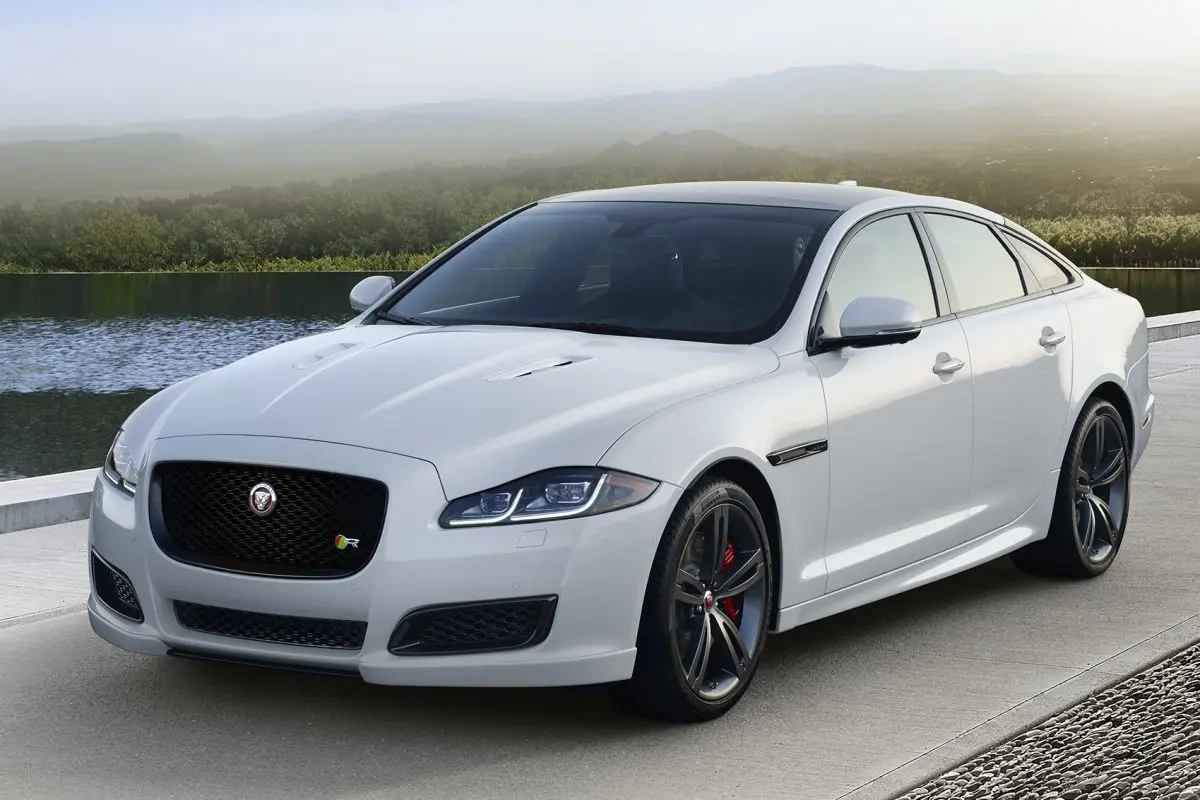 Jaguar XJ XJ 3.0 D LWB Premium Luxury 2