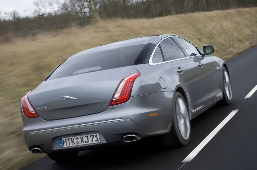 Jaguar XJ XJ 3.0 D LWB Portfolio 0