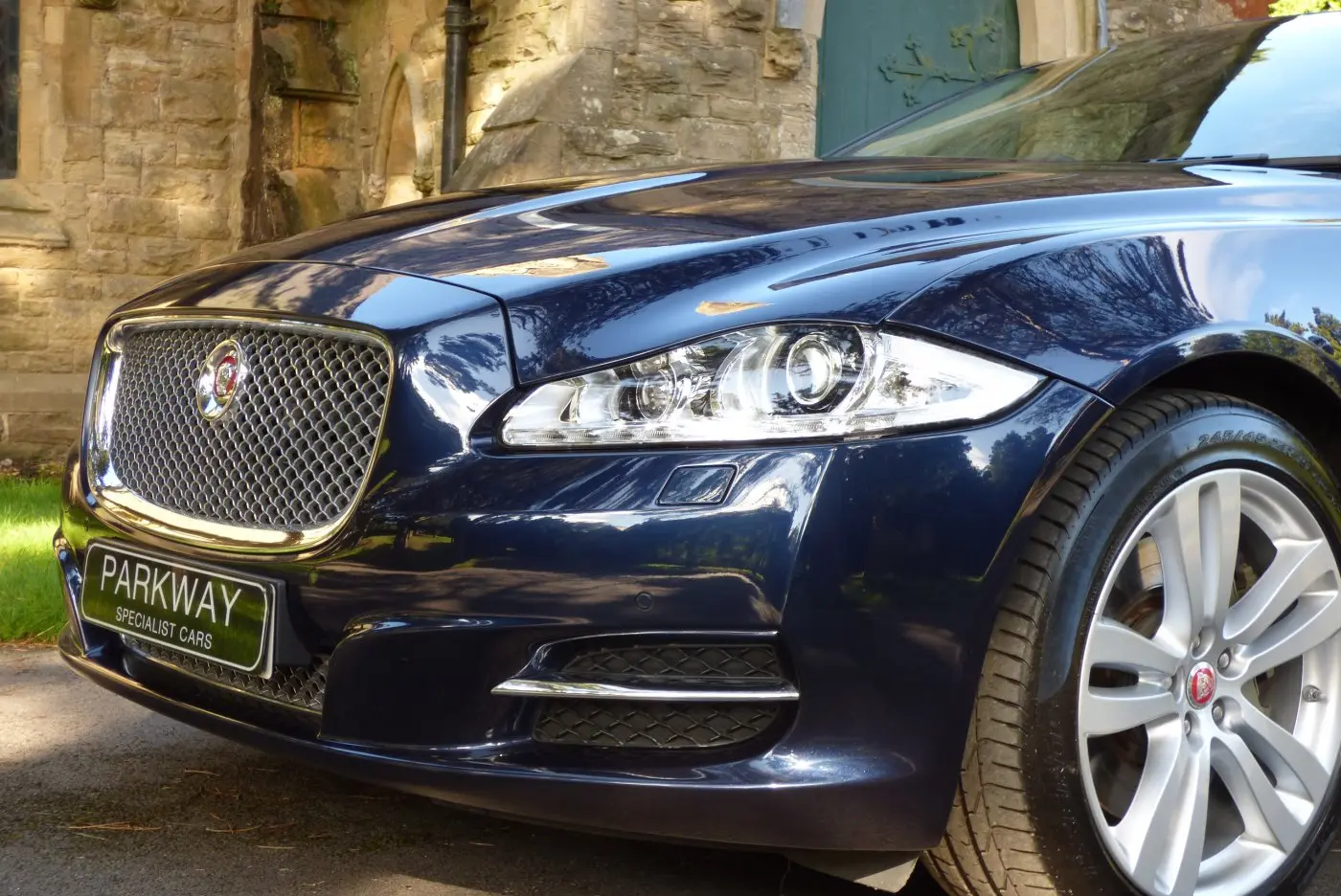 Jaguar XJ XJ 3.0 D V6 LWB Premium Luxury 3