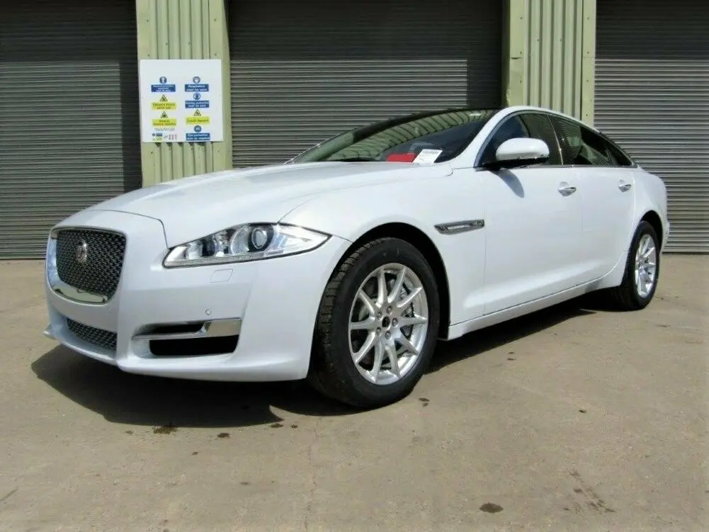 Jaguar XJ XJ 3.0 D SWB Premium Luxury 3
