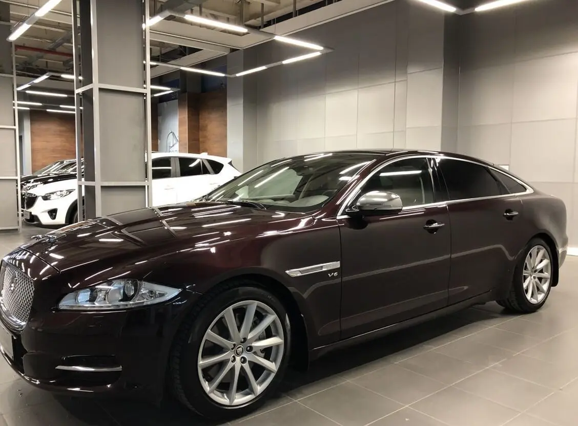 Jaguar XJ XJ 3.0 S/C AWD SWB Portfolio 1