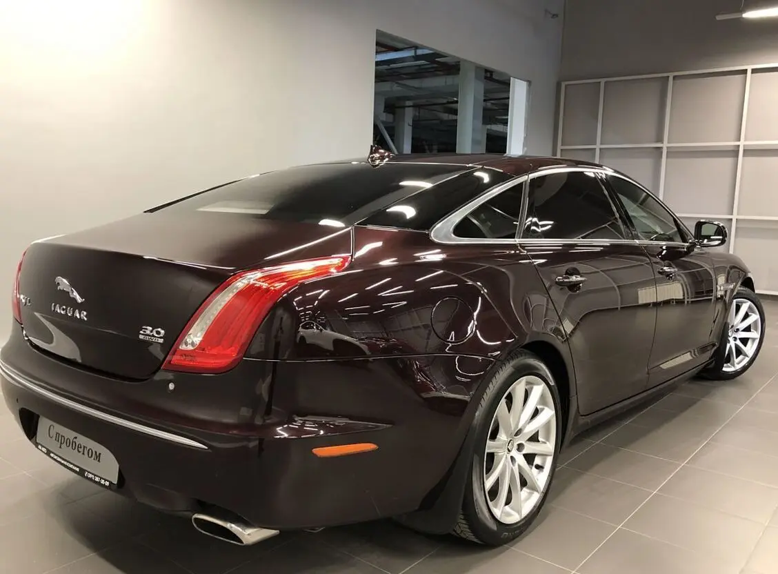 Jaguar XJ XJ 3.0 S/C AWD SWB Portfolio 7