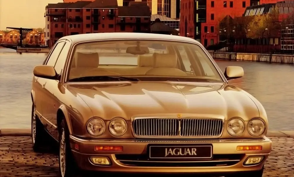 Jaguar XJ XJ 3.2 4