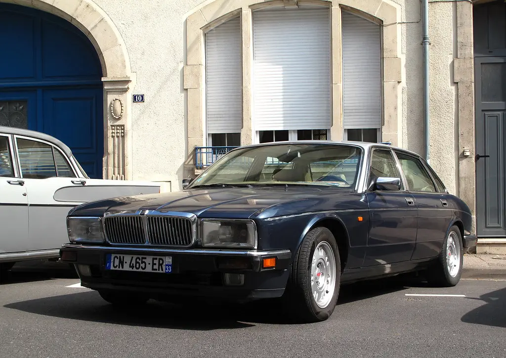 Jaguar XJ XJ 3.2 4